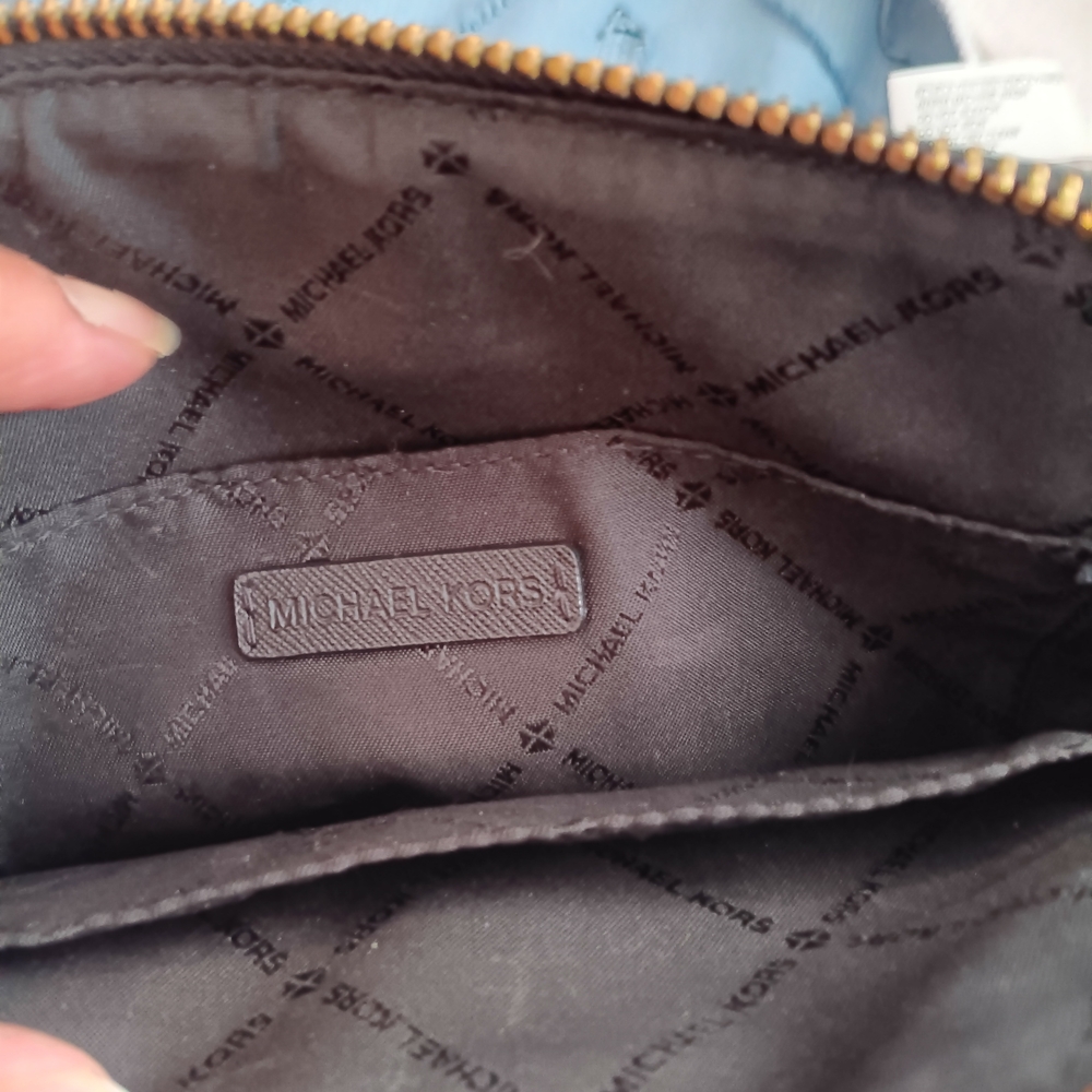 Michael Kors Preloved Black and Gold Crossbody Bag With New Replacement Strap. - Picture 14 of 14